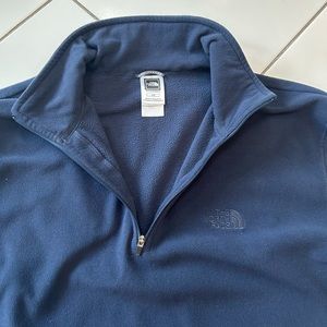 Lightweight 1/4 Zip North Face Fleece